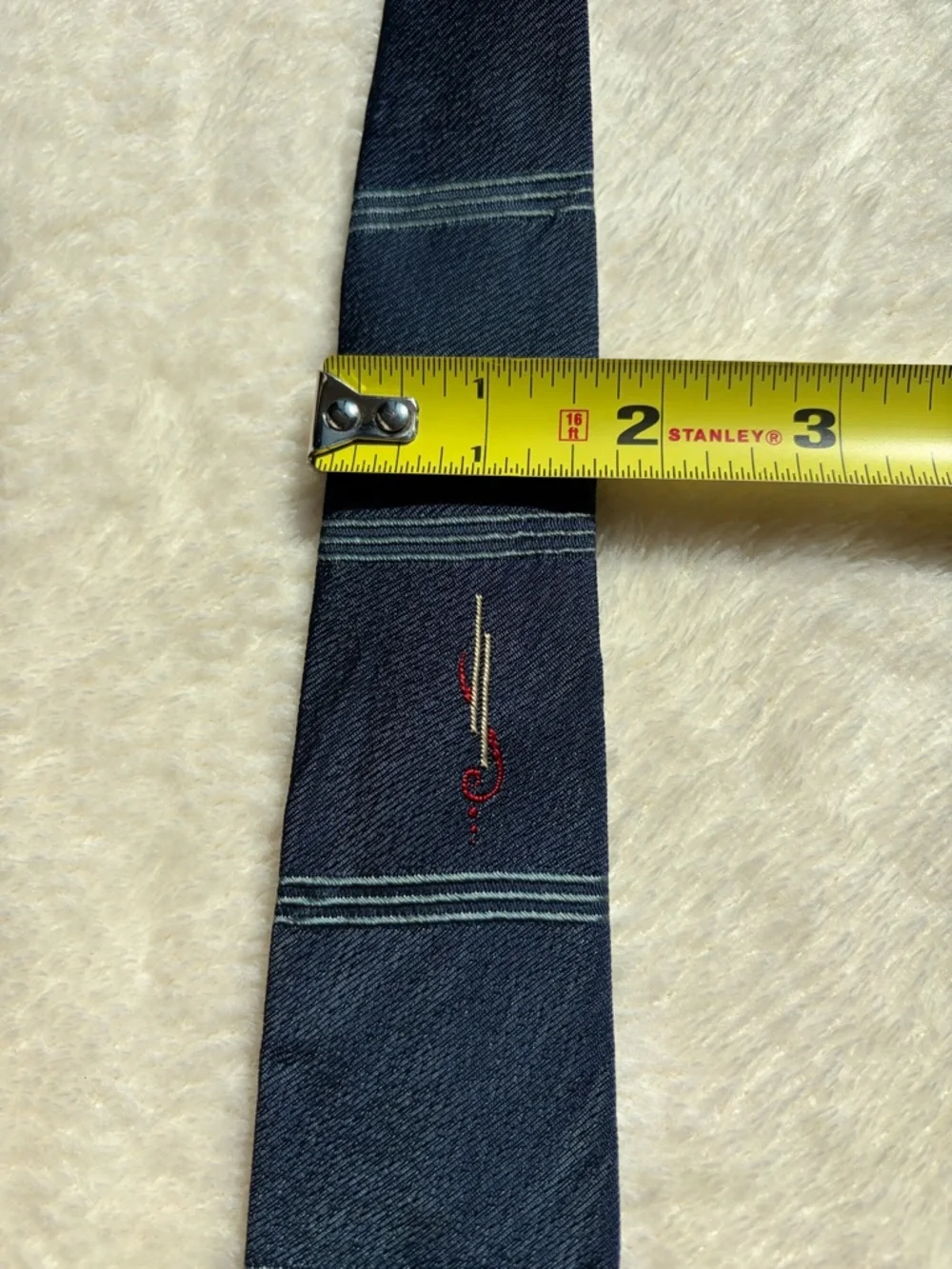 60's Wembley Men's Plaid Navy Blue Tie Embroidered Woven Classic Size One‎ Piece